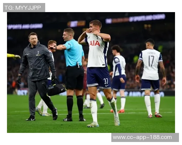 昔日主帅范德芬解析澳波执着战术全场压迫的背后故事